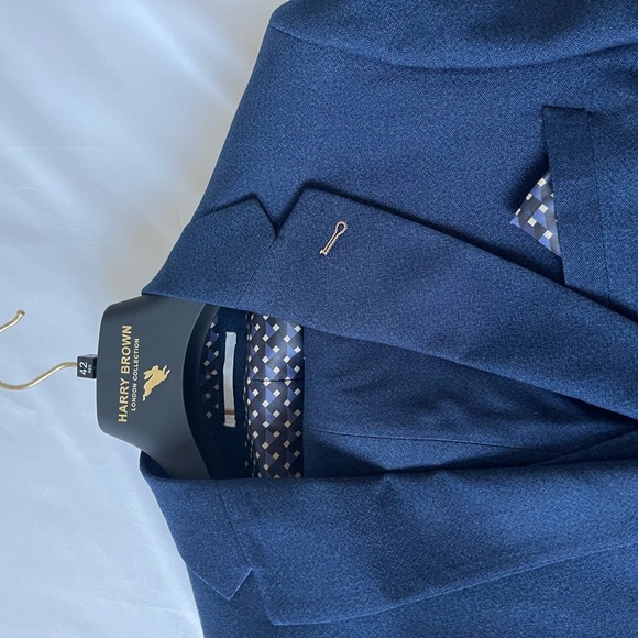 Brand new blue colour Harry Brown blazer set(blazer, vest and pants). - Picture 6 of 10
